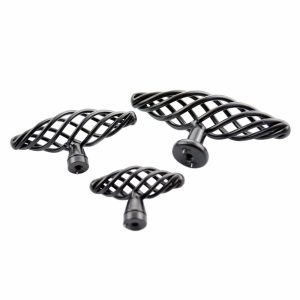 Provincial twist Drawer Knobs matt black